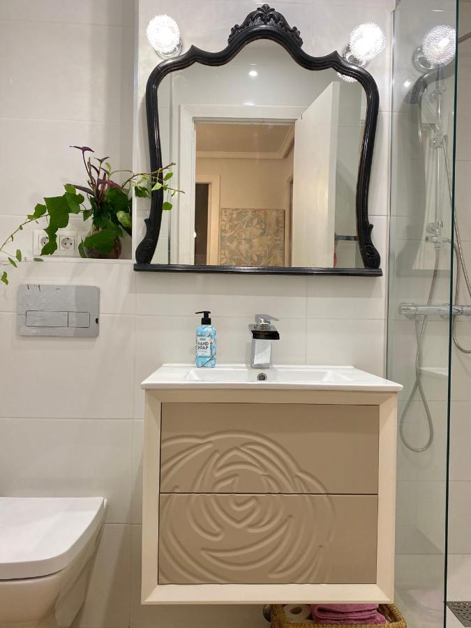 Apartamento La Muralla Parking Gratis Burgos Exterior foto